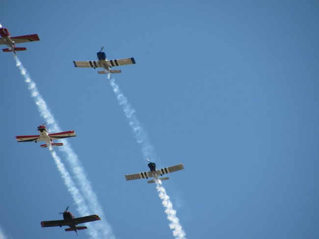 Event_2011_08_Texas_Tour/html/../previews/008-038 Texas Tour flyover.JPG.medium.jpeg